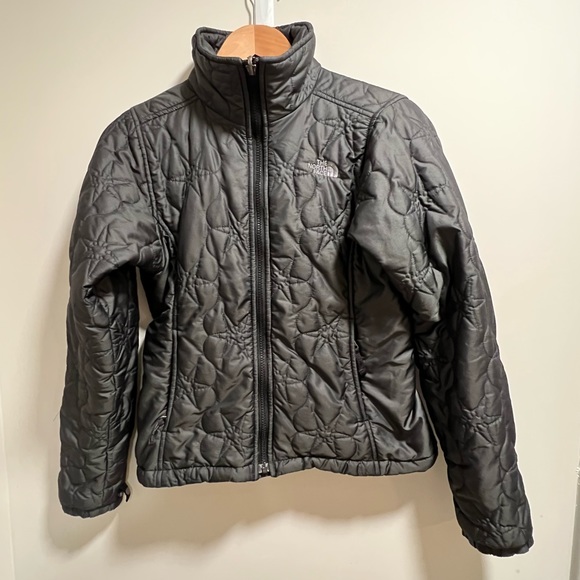 North Face Puffer - Picture 10 of 11